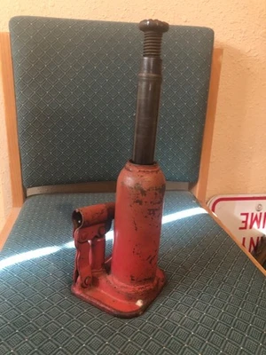 Gato de botella hidráulico vintage de 7 lb 4-5 toneladas? Foto 1 de 4