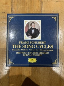 Franz Schubert: Lieder  Dietrich Fischer-Dieskau Gerald Moore - Picture 1 of 10