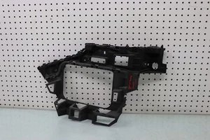 12 VW VOLKSWAGEN TOUAREG AWD 3.0L TDI PARACHOQUES TRASERO IZQUIERDO CUBIERTA SOPORTE DE MONTAJE - Imagen 1 de 5