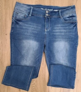 Wallflower Jeans Luscious Curvy Fit Denim Bootcut 17 Short Womens/Juniors hemmed - Picture 1 of 6