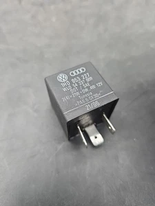 AUDI VW PORSCHE 80 90 A8 VW Golf POLO - 191 RELAY 1H0953227 WLO 54237009 K2-657 - Picture 1 of 6