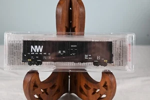 Micro Trains N Scale 60' Box Car Excess Height Norfolk & Western (Damaged Case) - Picture 1 of 3