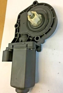 WINDOW LIFT MOTOR 42-3058 (RIGHT FRONT) fits FORD EXPEDITION LINCOLN NAVIGATOR - Picture 1 of 3