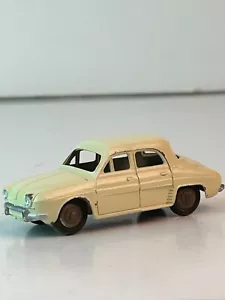 Dinky No. 24e Renault Dauphine Sedan, Original - Picture 1 of 13