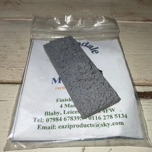 Modelleisenbahn Waggonladung (großes gehäuftes Aggregat) 78 x 28 mm, Gleisseitenlandschaft - Bild 1 von 2