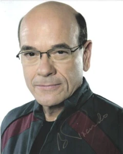 Robert Picardo as Woolsey on Stargate Atlantis Autographed 8 x 10 Photograph #2 - Picture 1 of 1