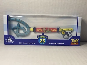 Disney Toy Story 25th Anniversary Collectible Store Key Special Edition - Bild 1 von 6