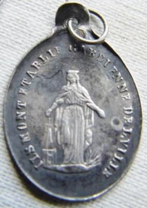 Our Lady of Africa & Carthage Rare Antique French Sterling Silver HOLY MEDAL - Picture 1 of 2