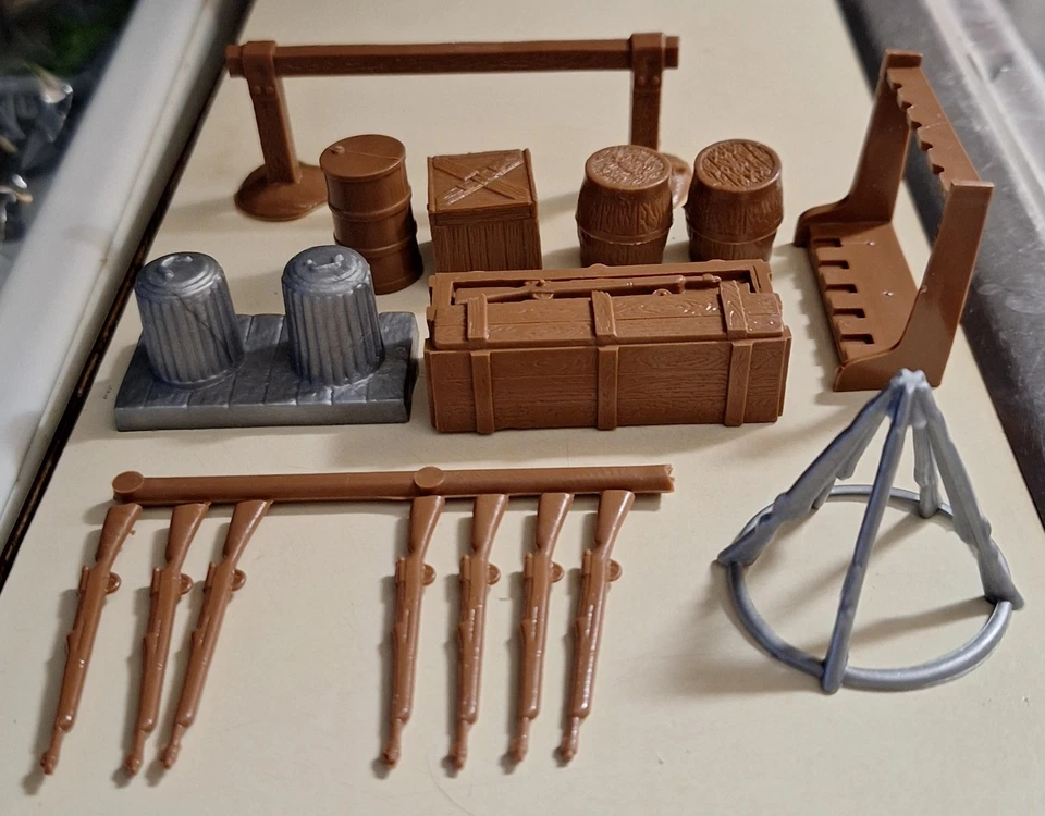 Juego de 16 accesorios marx de plástico marrón suave Frontier/western/militar 54 mm Foto 1 de 1