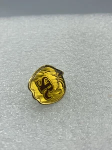 Lapel Pin SR Red Letters Gold Tone Color - Bild 1 von 7