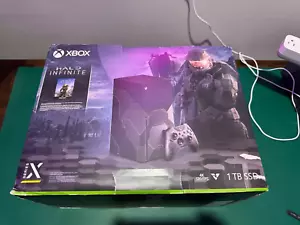 🔥 Microsoft Xbox Series X 1TB Console Halo Infinite Limited Edition Bundle 🔥 - Picture 1 of 6