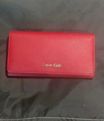 Cartera sin asas Calvin Klein para mujer cremallera alrededor fuego/rojo **Ver descripción Foto 1 de 4