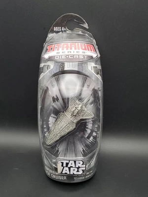 Star Wars Titanium Series IMPERIAL ATTACK CRUISER Die-Cast  - Imagem 1 de 4