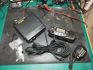 Tait Tm9300 Tm9000 VHF TWO WAY RADIO - Zdjęcie 1 z 17