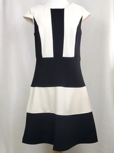 Shelby & Palmer Dress Size 6 Beige and Black Cap Sleeve Stretchy Textured Fabric - Picture 1 of 10