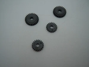 AURORA AFX 4-GANG SPECIALTY MAGNATRACTION 20T #2 GEAR & 26T #1 GEAR ~ JE 2 NOS - Bild 1 von 2