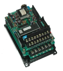 Yaskawa Wechselrichter CIMR-04AS3-1028 *NUR REPARATURBEWERTUNG* [PZJ] - Bild 1 von 1