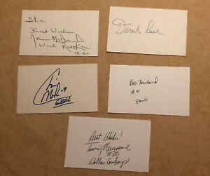 Lot # 114FB/10 Autographed 3X5 football Index Cards