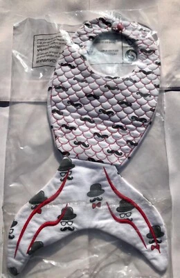 婴儿围兜淋浴礼物手工刺绣全新按扣棉婴儿双面乐趣 — 第 1/2 张图片