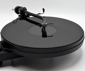 Black Acrylic Turntable Platter Mat. Fits PRO-JECT and Rega Record Players - Picture 1 of 8