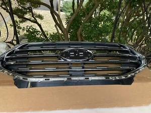 Ford® Edge - Front Upper Bumper Grille - Bild 1 von 6
