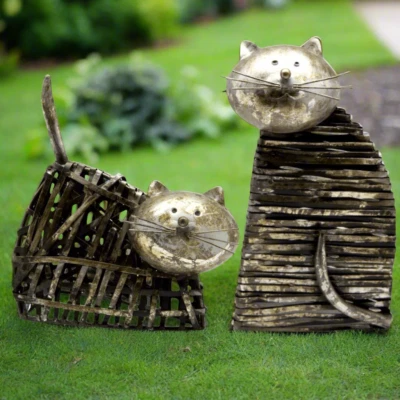 Metal Cat Ornament Sculpture Statue Figurine Garden Home Ornaments Quality Gift  - Image 1 of 4