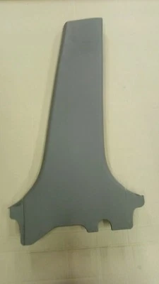 Ford Escort 1997-2002 OEM gris centro izquierdo interior pilar panel moldura H0X2 Foto 1 de 4