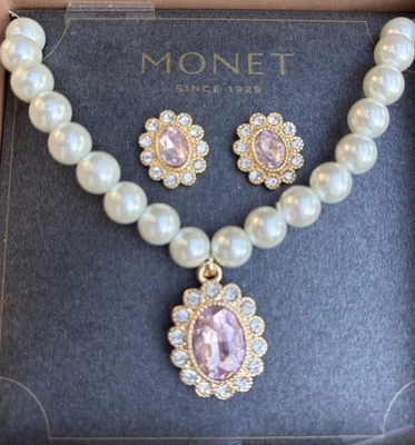 Collar y pendientes colgante de diamantes de imitación y diamantes de imitación amarillos MONET Foto 1 de 4