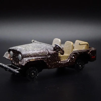 1944-1986 JEEP CJ5 AIGLE D'OR TROUVER DANS Une Grange DIORAMA MODÈLE RÉDUIT 1/64 - Photo 1/4