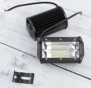 Coppia Fari 72 Watt Lampada Da Lavoro Faretto Auto Barca Camion 12/24v Smd 6000k - Foto 1 di 12