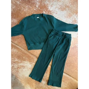Gap Kids Girls Loungewear Set, Green, Ribbed, Two Piece, Small, 6/7 - Picture 1 of 3