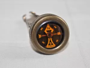 Vintage GERMAN Brass COMPASS / Hunting Military / Fluid Pin-On WWII 1-3/16" Diam - Picture 1 of 12