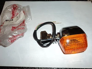 Derbi Fenix Indicatore Cromato Originale 00H01701312 - Bild 1 von 1