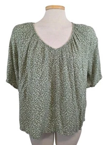 Faherty Top Womans Small Green Amira Ditsy Floral V Neck Short Sleeve Crepe - Picture 1 of 6