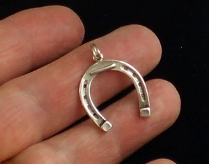 Estate Vintage Wonderful Sterling Silver Lucky HORSE Horseshoe Charm Pendant - Picture 1 of 1