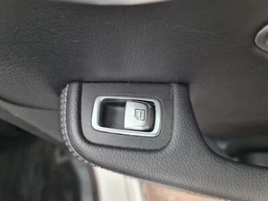 Interruptor de control de ventana puerta trasera derecha mercedes clase c w205 c350e 2016 - Imagen 1 de 17