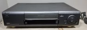 SONY SLV-761HF 4 Head VCR Recorder VHS Video Player - Tested. Great! - Picture 1 of 6