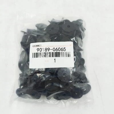 100Pcs Clips 90189-06065 Fender Liner Screw Grommets For Toyota Tacoma Tundra US Foto 1 de 4