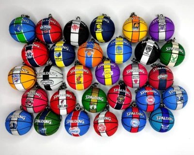 NBA Basketball Keychain - ALL TEAMS - Image 1 of 2