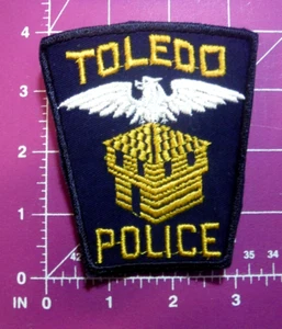 Toledo Ohio Police patch -vintage - Picture 1 of 2