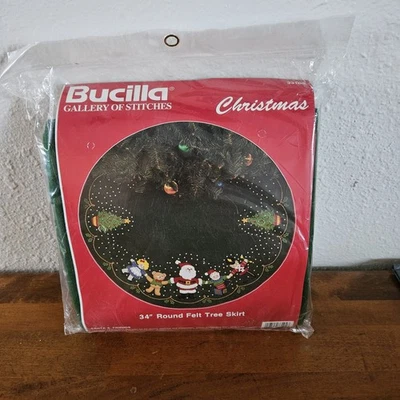 New Bucilla Christmas Tree Skirt 34" Round Felt Santa & Friends 1991 90's Sealed - Image 1 of 3