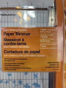 Fiskars Portable Card Making 9” Paper Cutter- Trimmer Self Sharpening 7 Sheet - Picture 1 of 9