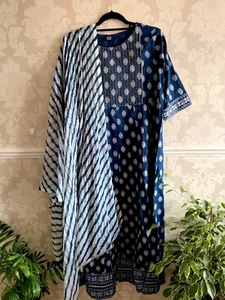 indian pakistani Anarkali Pant Duppata Set - Picture 1 of 3