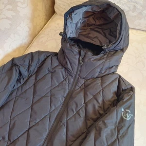 NEW! Moosejaw Women’s Down Mid Length Quilted Jacket Black Size Small $139 - Picture 1 of 23