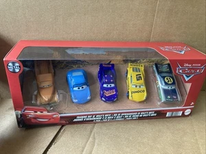 DISNEY CARS DIECAST - Training Day At Willy’s Butte 5 Pack Smokey, Fabulous LMQ - Picture 1 of 2