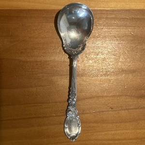 Vintage Sterling Silver Berry Spoon. Floral Pattern. 6.25 Inch. - Picture 1 of 7