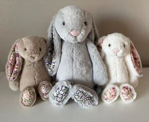 Jellycat Blossom Bunny - Picture 1 of 6