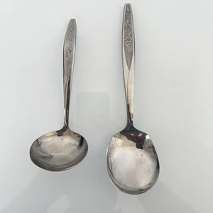 2pc Lifetime Stainless Japan Gravy Spoon and Serving Spoon Three Roses Pattern - Picture 1 of 7