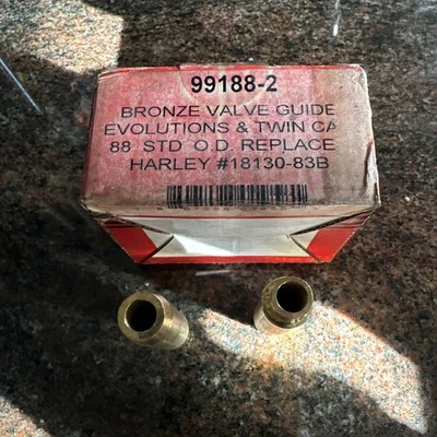 Guias de válvula de bronze Manley para Evo e Twin Cam Harley-Davidson - Imagem 1 de 3