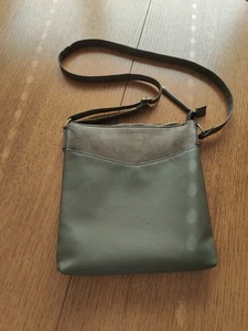 Handtasche mit Schulterriemen - Bild 1 von 2